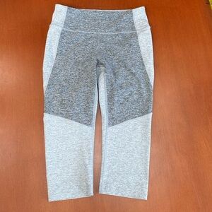 Outdoor Voices grey two tone Crop Leggings Small